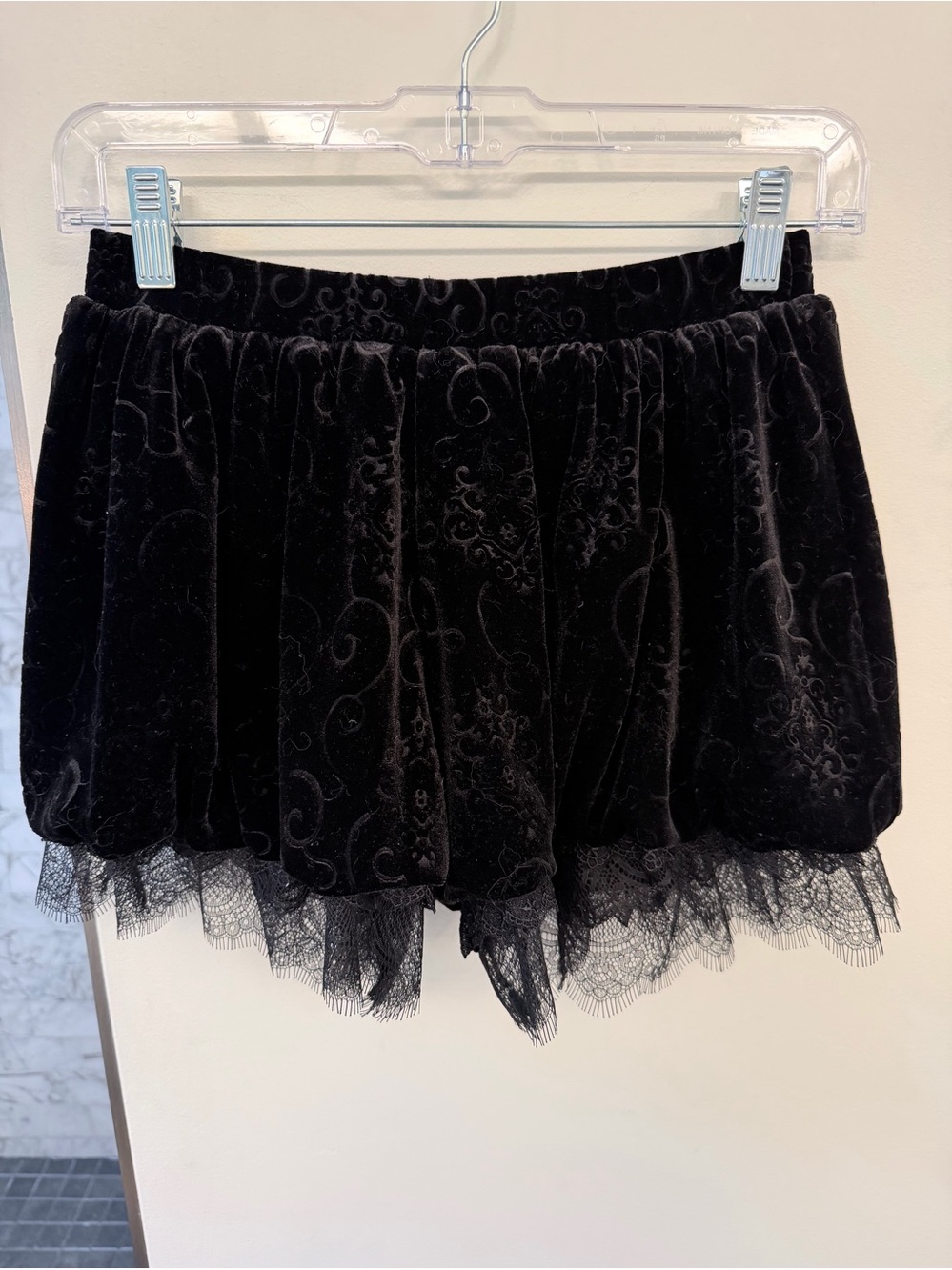 Devil Fashion Gothic Black Velvet Lace Trim Women's Shorts - NWT